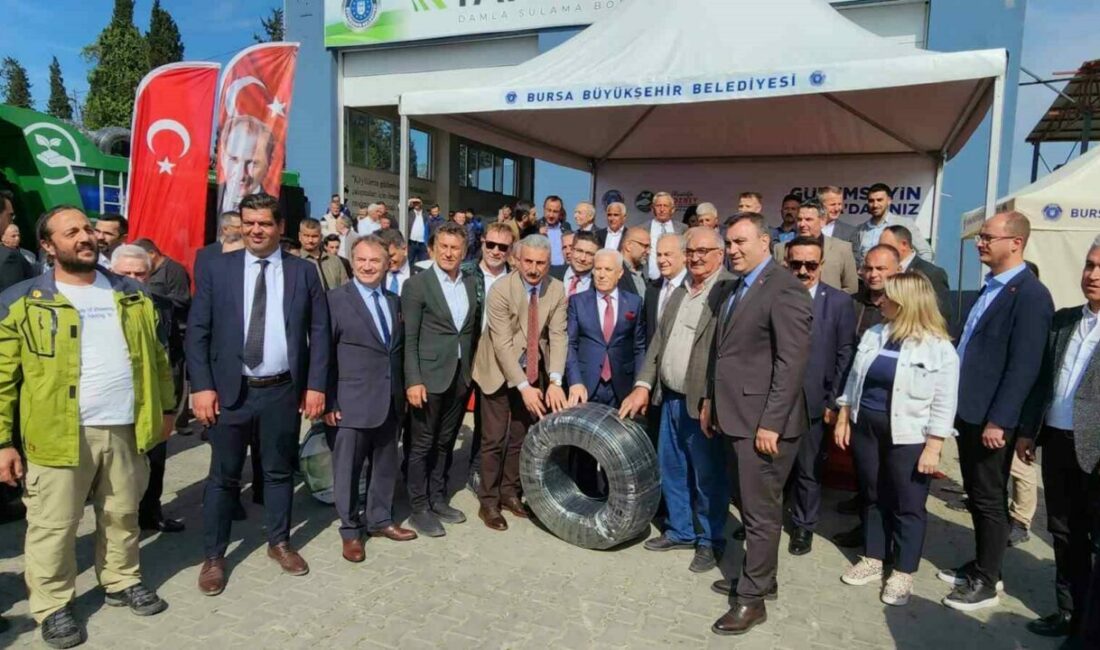 Bursa’da çiftçiye ücretsiz sulama borusu dağıtıldı Bursa Büyükşehir Belediyesinin kente kazandırdığı Tarım Plast Fabrikasında, yüzde 100