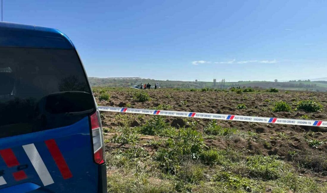 Bursa’da Yenişehir Havalimanı’ndan kalkış yapan bir eğitim uçağı, teknik sebeplerle