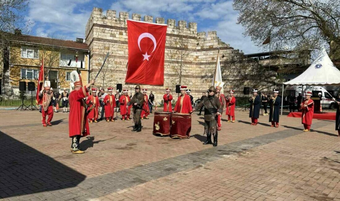 Bursa’da fetih coşkusu devam ediyor Bursa’nın fethinin 699. yıl dönümü kutlamaları coşkusu, Bursa Valiliğinin etkinliğiyle
