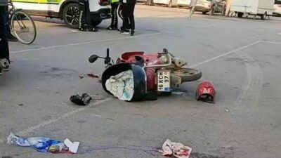 Bursa’nın İnegöl ilçesinde meydana gelen kazada 2 motosiklet kafa kafaya