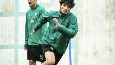 Bursaspor, deplasmanda Kahramanmaraş ile oynayacağı maçın hazırlıklarını Teknik Direktör Adem