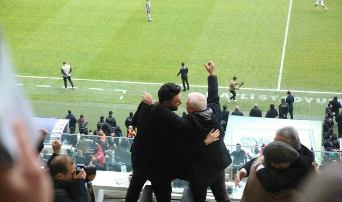 Bursaspor taraftarından 40 otobüs 10 minibüs ile Balıkesir çıkarması Bursa Büyükşehir Belediye Başkanı Mustafa Bozbey pazar günü Balıkesir’de oynanacak