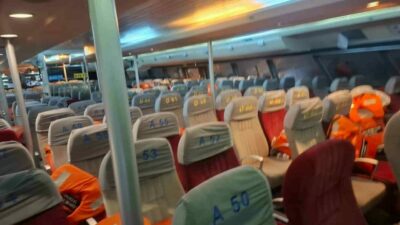 Seyir halindeyken makine dairesinde yangın çıkan BUDO deniz otobüsünde yaşanan