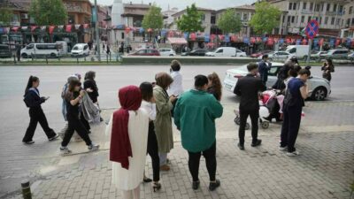 Marmara Denizi kıyısındaki şehirlerden hissedilen deprem Bursa ve Yalova’da da