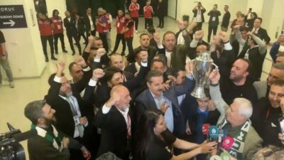 Devlet eski Bakanı AK Parti Artvin Milletvekili Faruk Çelik ile