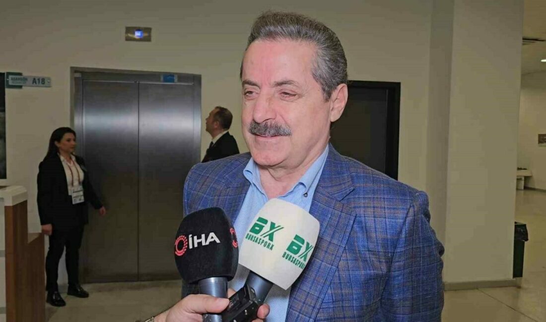 Devlet eski Bakanı ve AK Parti Artvin Milletvekili Faruk Çelik,