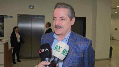 Devlet eski Bakanı ve AK Parti Artvin Milletvekili Faruk Çelik,