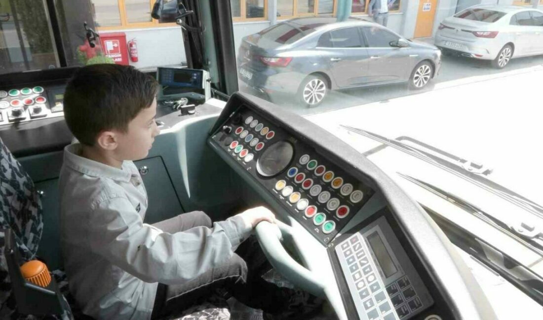 23 Nisan Ulusal Egemenlik ve Çocuk Bayramı’nda tüm makamlar sembolik