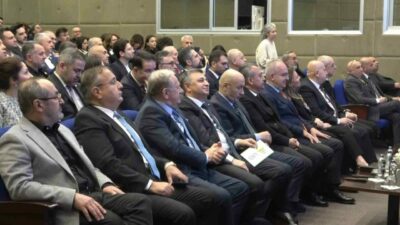 Uludağ İhracatçı Birlikleri (UİB) ev sahipliğinde düzenlen “İhracat Buluşmaları” programı