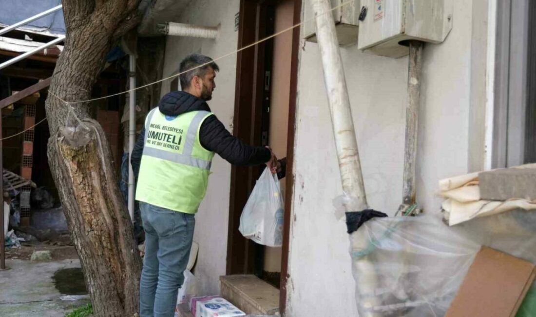 İnegöl Belediyesi’nden gönülleri mest eden hizmet İnegöl Belediyesi Sosyal Yardım İşleri Müdürlüğü, ihtiyaç sahibi 65 yaş