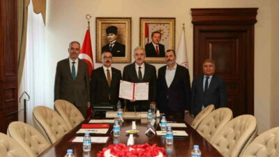 Bursa’nın İnegöl ilçesinde vatandaşların sağlık hizmetlerine erişimini kolaylaştıracak önemli bir