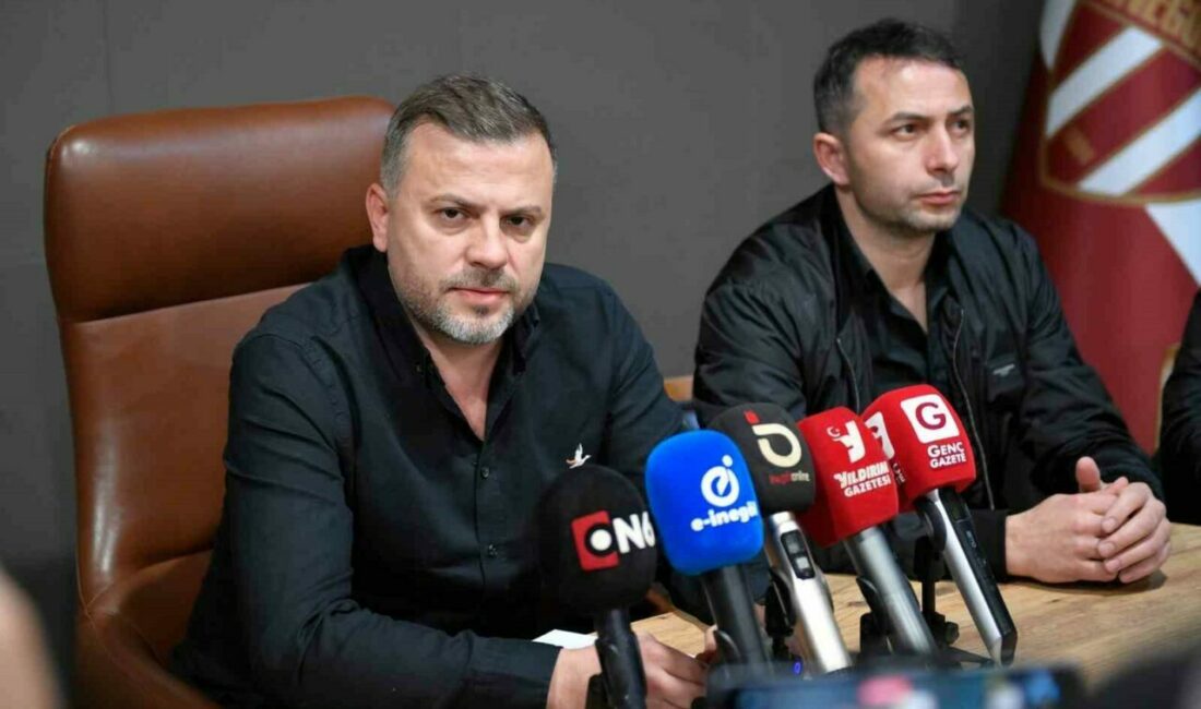 İnegölspor’da olağanüstü kongre kararı alan Başkan Abdurrahman Maksutlar, basın toplantısı