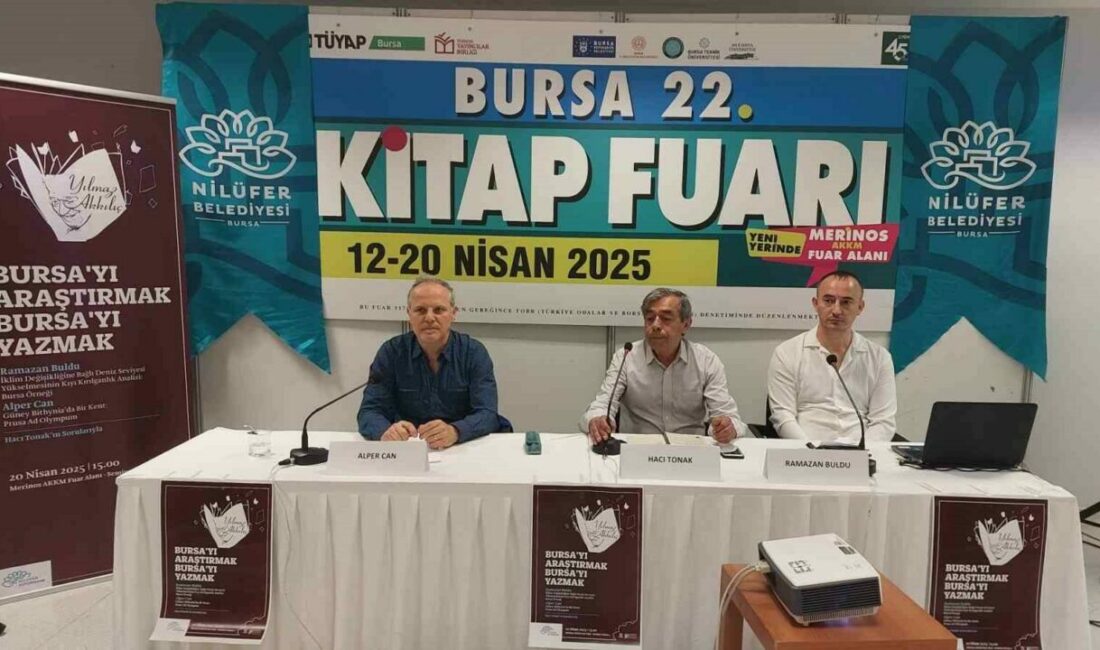 Kitap Fuarı’nda Bursa’yı araştırmak Bursa’yı yazmak söyleşisi Bursa 22. Kitap Fuarı’nın son gününde gerçekleştirilen söyleşide, 14. Yılmaz