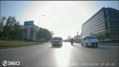Bursa’da seyir halinde olan sürücüleri hiçe sayarak makas atan hafif