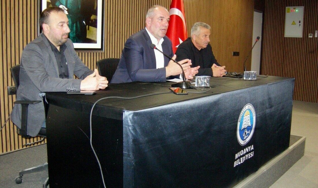Mudanya’da yeni küçük sanayi sitesi için ilk adım atıldı Mudanya Esnaf ve Sanatkârlar Odası öncülüğünde Mudanya’da yeni küçük sanayi