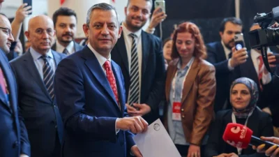 CHP'de partiye kayyum atanması riskine karşı alınan kararla, 21. Olağanüstü