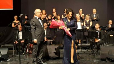 Nilüfer 30 Ağustos Zafer Türk Sanat Müziği topluluğun, Ataevler Magazin