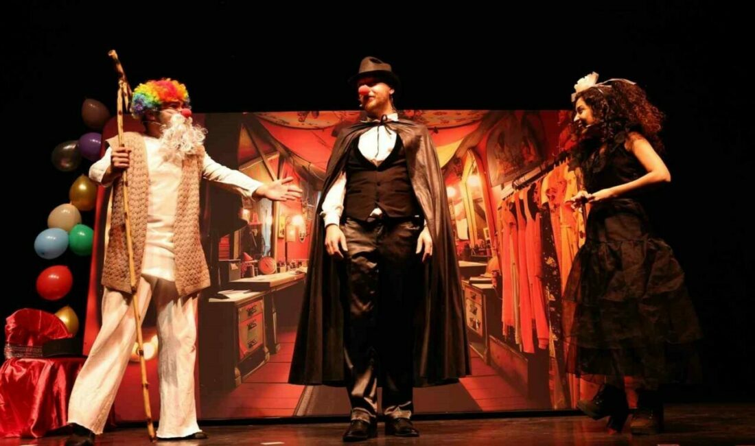 Nilüfer’de çocuklara tiyatro şöleni başladı Nilüfer Belediyesi’nin “23 Nisan Ulusal Egemenlik ve Çocuk Bayramı”na özel