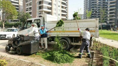 Nilüfer Belediyesi, vatandaşların parkalarda daha temiz ve düzenli alanlarda vakit