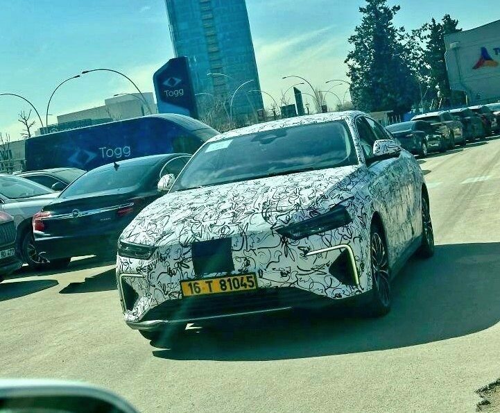 Togg’un yeni modeli T10F kullanıcılarla buluşmak için gün sayıyor Türkiye’nin yanı sıra küresel bir mobilite teknoloji markası olan Togg’un