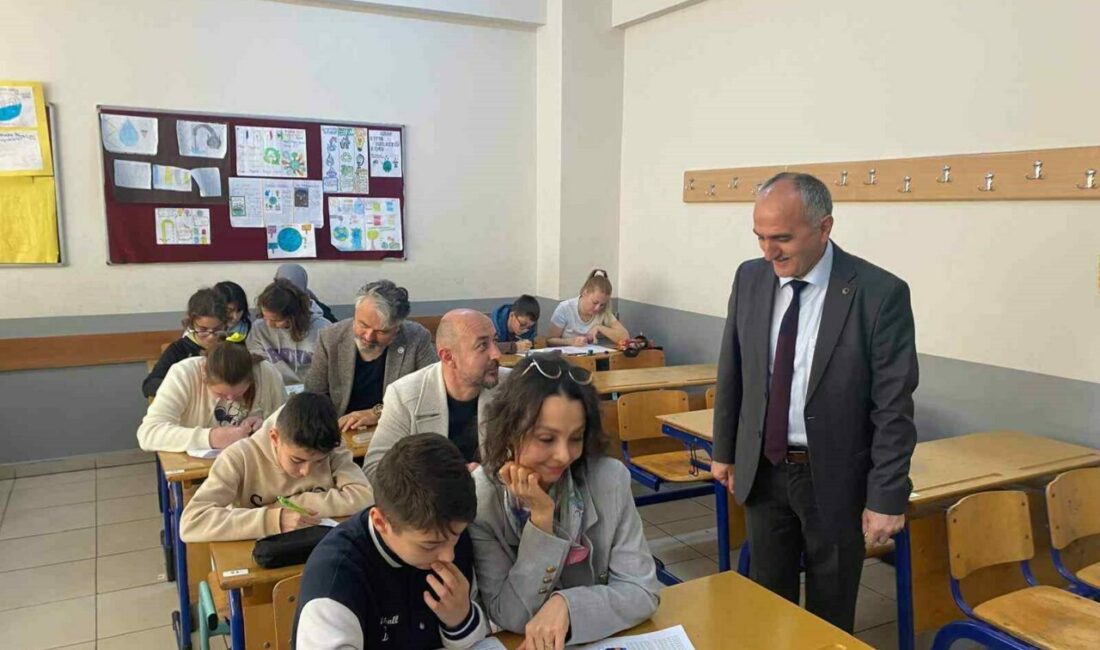 Nilüfer Sadettin Türkün Ortaokulu’nda “Ailemle Eğitim Yolculuğu” projesi kapsamında, “Her