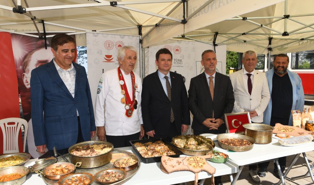 Asırlık tariflerle Bursa’nın lezzetleri Osmangazi’de tanıtıldı Osmangazi Belediyesi ev sahipliğinde Kültür ve Turizm Bakanlığı öncülüğü ile