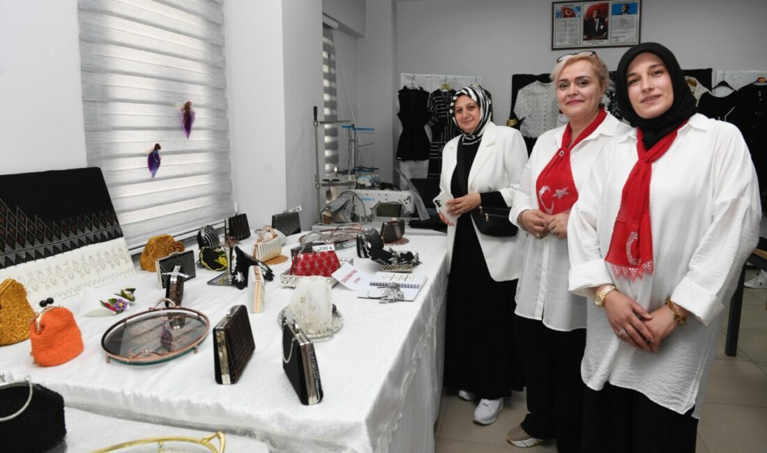 Osmangazi Belediyesi’nin kurslarında geleceğin ustaları yetişiyor Osmangazi Meslek Edindirme Kursları (OSMEK)’in açtığı meslek edindirme kurslarına katılan