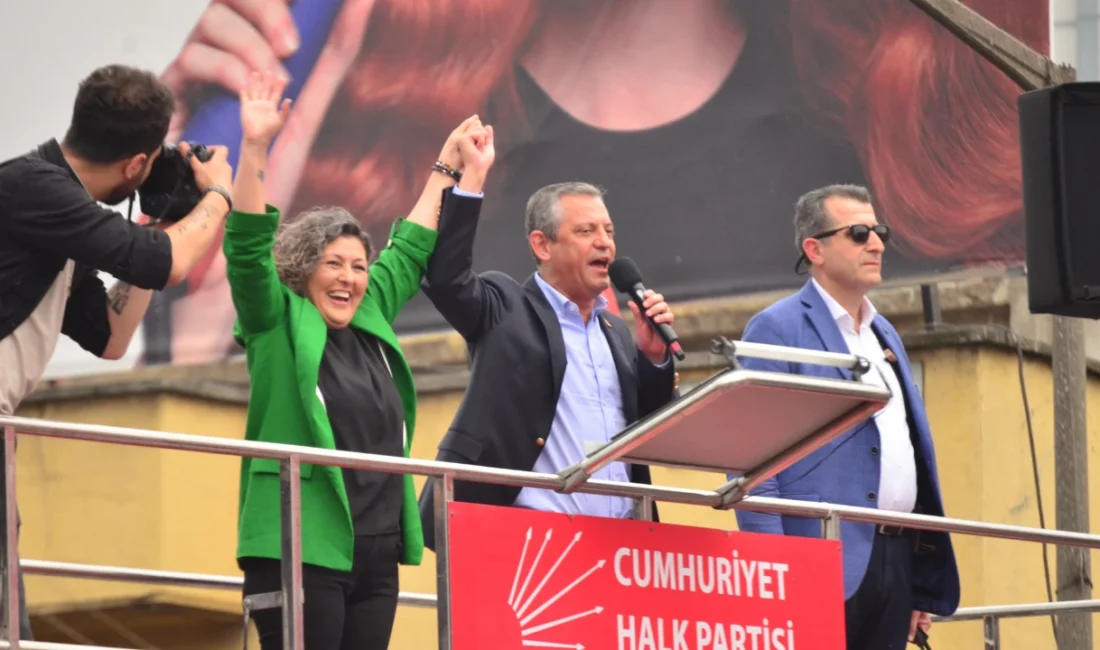 “Millet İradesine Sahip Çıkıyor” mitingleriyle Türkiye’yi karış karış gezen Cumhuriyet