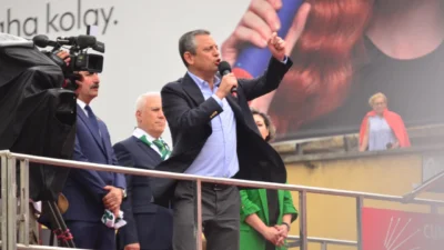 Türkiye’de işçinin, işverenin, emekçinin mağdur edildiğini söyleyen CHP Lideri Özgür