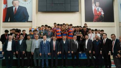 Yıldırım Belediyesi öncülüğünde 77 okuldan 9 farklı okuldan 4 bin