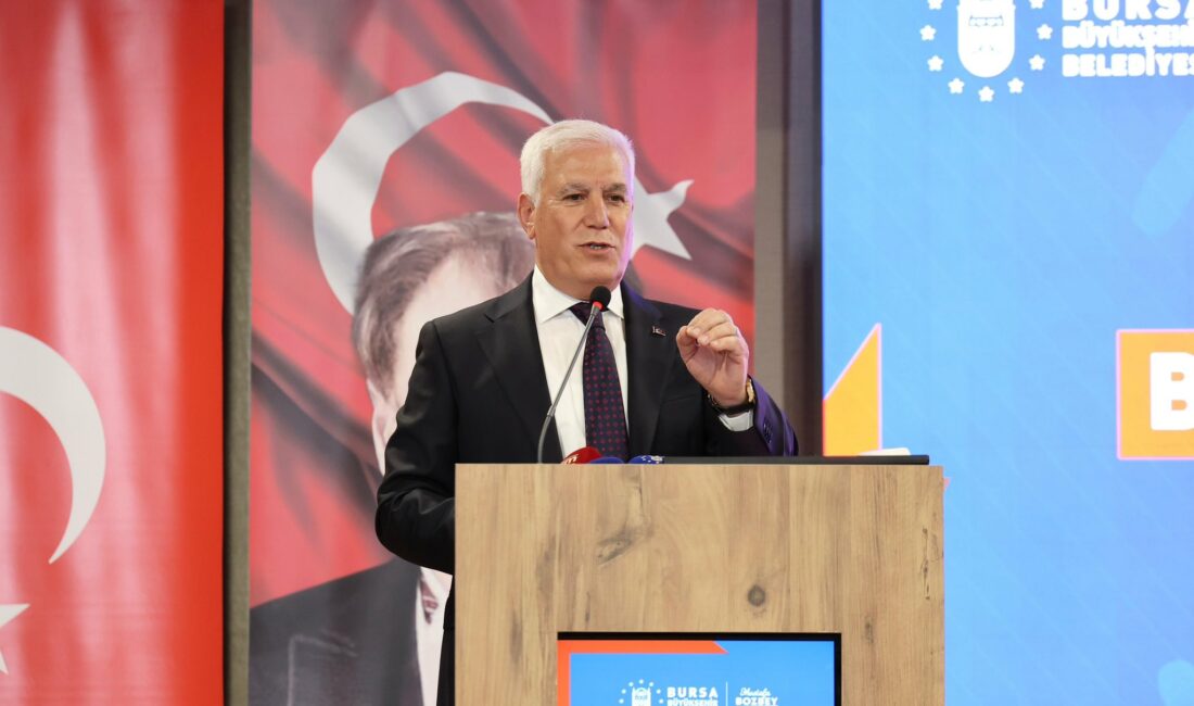 Bursa Büyükşehir Belediye Başkanı Mustafa Bozbey, grev kararı alan BURULAŞ'ta