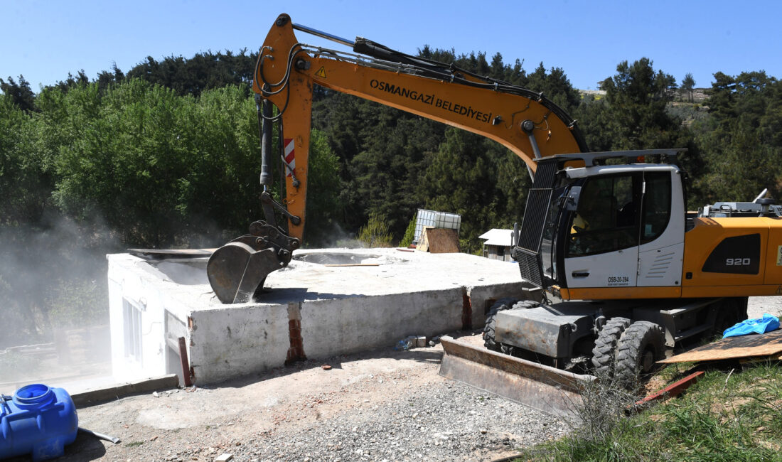 Osmangazi Belediyesi, Gündoğdu Mahallesi’nde imara aykırı şekilde inşa edildiği belirlenen