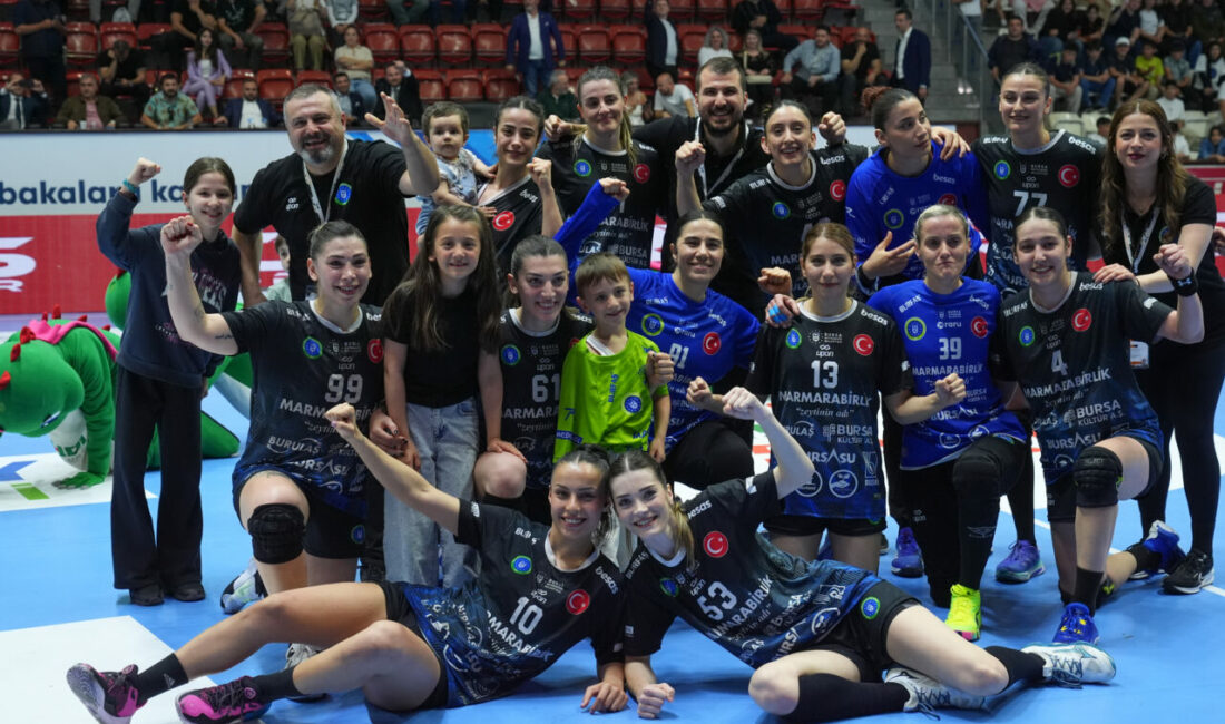 Bursa Büyükşehir’den bir ilk! Türkiye şampiyonu oldu… Bursa Büyükşehir Belediyespor, İzmir’de oynanan Hentbol HDI Sigorta Türkiye Kupası