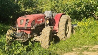 Bursa’nın İnegöl ilçesinde babasının kullandığı traktörün altında kalarak ağır yaralanan