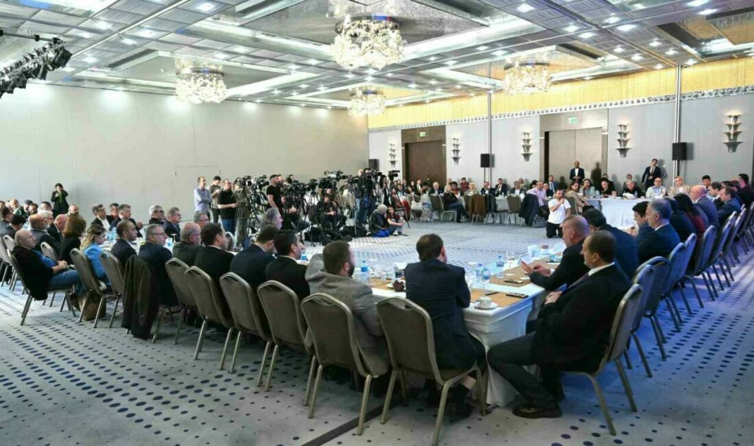 Bakan Kurum’dan Bursa’ya özel çalışma Deprem konusunda riskli bölgelerin başında gelen Bursa’da Çevre Şehircilik ve