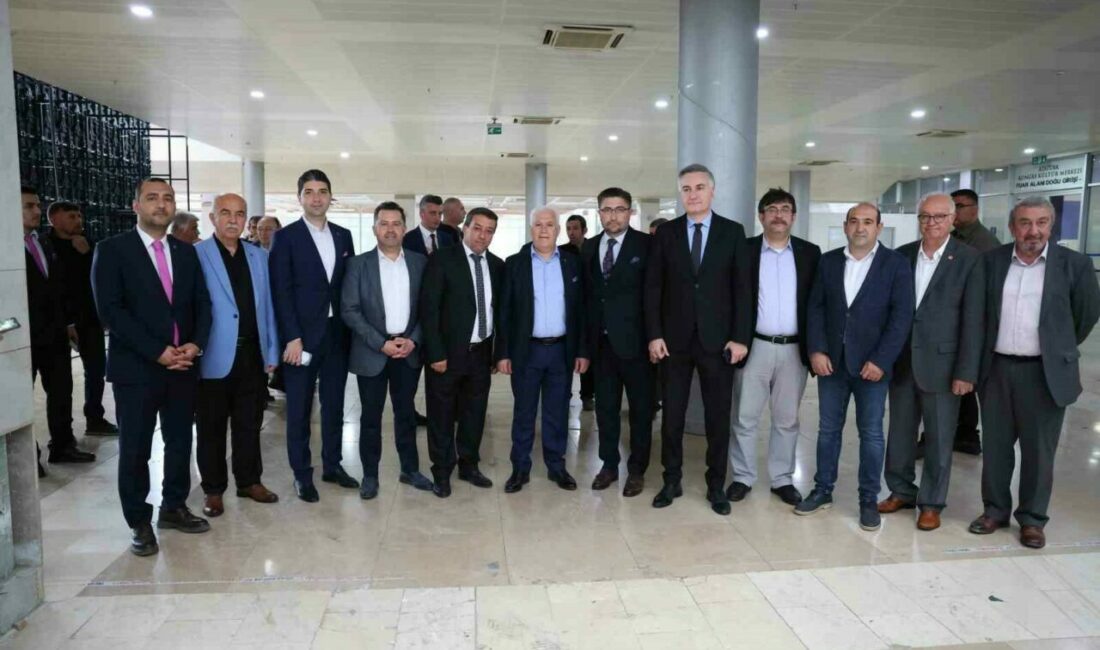 Başkan Bozbey; “Dağ yöresine bakış açımız çok farklı” Bursa Büyükşehir Belediye Başkanı Mustafa Bozbey, dağ yöresi insanının birlik
