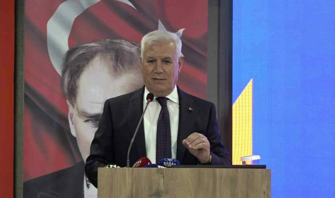 Başkan Mustafa Bozbey, Burulaş’taki grev kararına ilişkin konuştu. Bursa Büyükşehir Belediye Başkanı Mustafa Bozbey, Burulaş’taki toplu sözleşme görüşmeleri