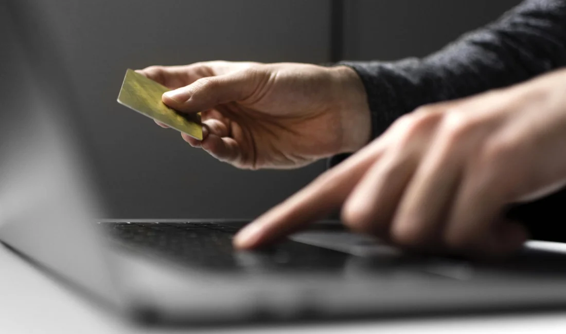 Hesapları ele geçirilen profesör bankalara sitem etti, “Dolandırılan ben değilim, bankalar” Uludağ Üniversitesi’nde görev yapan Dr. Vejdi Bilgin, sosyal medya hesabı