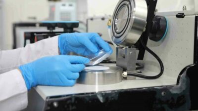 Sanayiye ve kamuya güvenilir test ve analiz hizmeti veren BTÜ-MERLAB’ın,