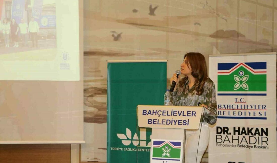 Bursa Büyükşehir, Bağımlılık Paneli’nde yerini aldı Bursa Büyükşehir Belediyesi, Sağlıklı Kentler Birliği tarafından düzenlenen Bağımlılık Paneli’nde