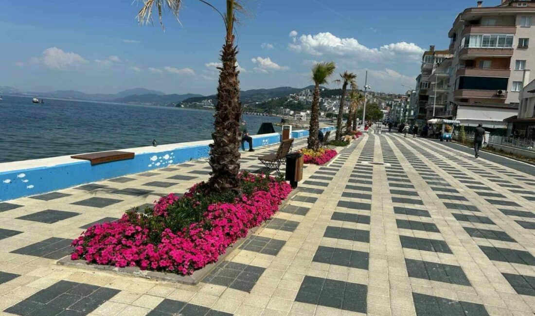 Bursa Büyükşehir Belediyesi, park, bahçe ve caddeler ile tarihi ve