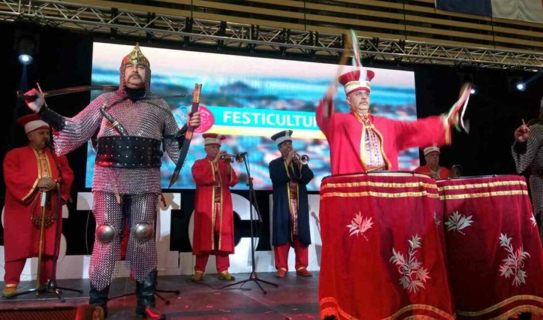 Fransa’nın dört ayrı kentinde düzenlenen Anadolu Türk Kültür Festivali’ne, Bursa