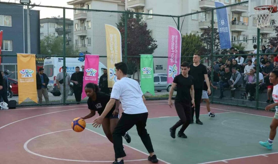 Bursa Uluslararası Spor Festivali’nde sokak basketbolu heyecanı Bursa Büyükşehir Belediyesi tarafından Bursa Uluslararası Spor Festivali kapsamında düzenlenen