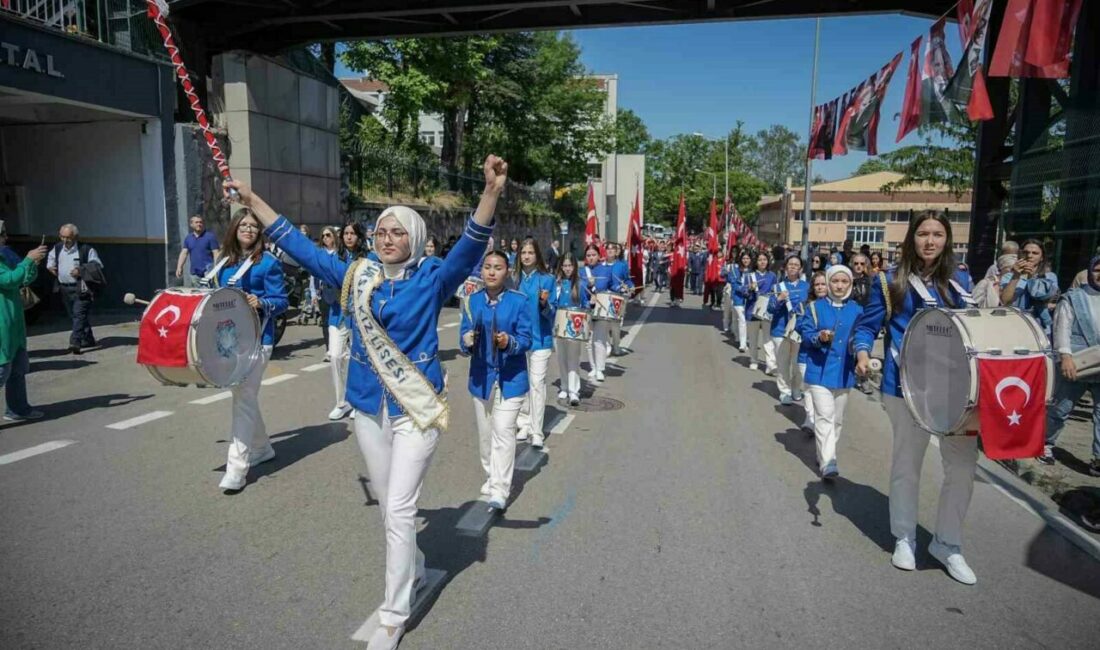 Bursa’da 19 Mayıs coşkusu Bursa’da, 19 Mayıs Atatürk’ü Anma Gençlik ve Spor Bayramı coşkuyla