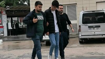 Bursa’nın İnegöl ilçesinde meydana gelen olayda arkadaşıyla şakalaşırken 17 yaşındaki
