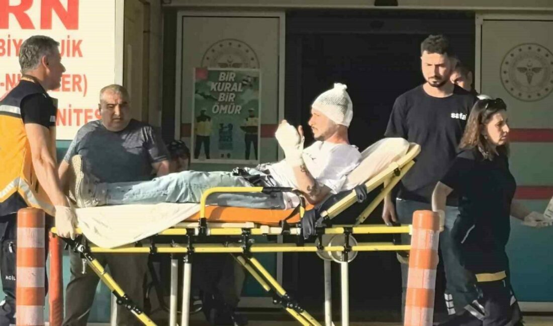 Bursa’da bıçaklı kavga: 1 yaralı Bursa’nın İnegöl ilçesinde meydana gelen kavgada bir kişi bıçakla yaralandı.