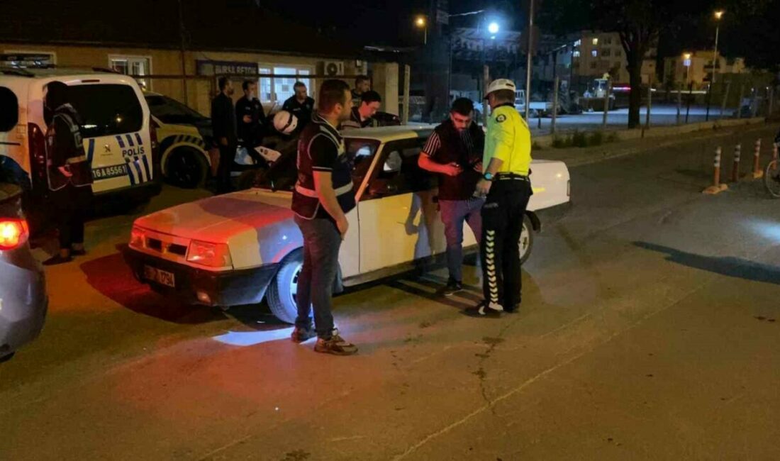 Bursa’da denetimler aralıksız sürüyor İnegöl İlçe Emniyet Müdürlüğü ekipleri, şüpheli ve aranan şahıslara yönelik