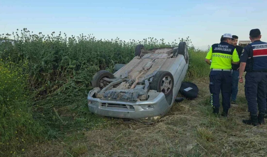Bursa’nın İnegöl ilçesinde meydana gelen kazada kontrolden çıkan otomobil şarampole