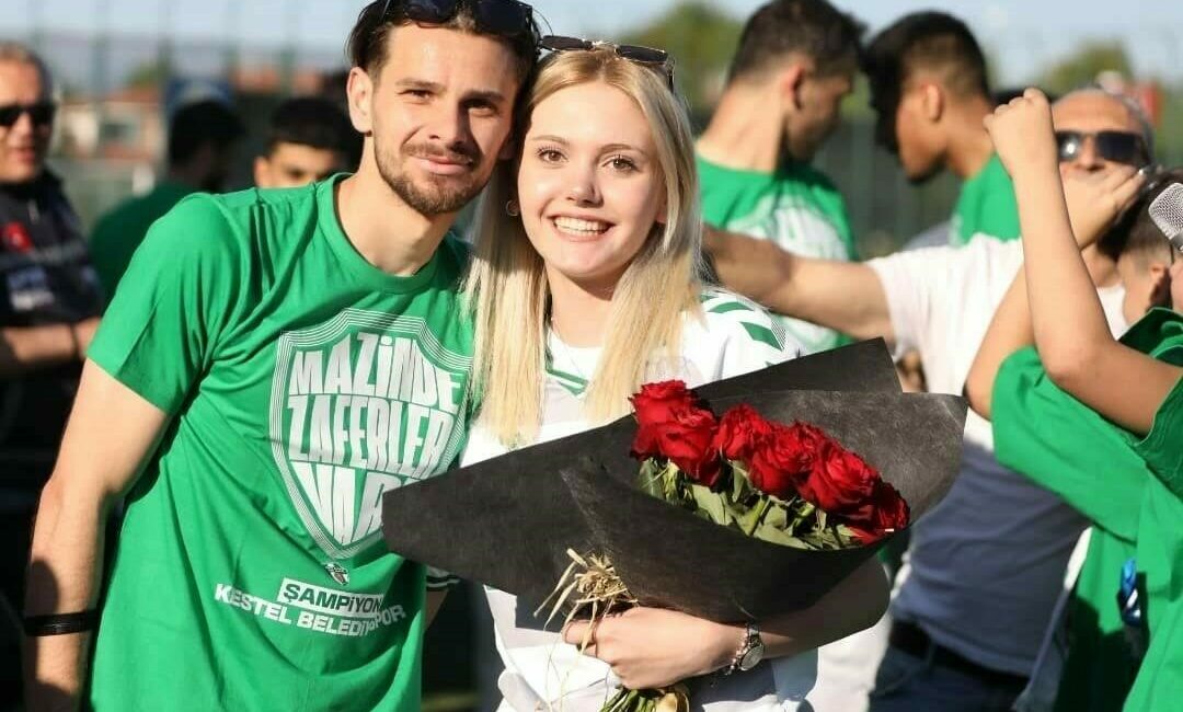 Bursa’da maç sonu evlenme teklifi Süper Amatör Lig’den Bölgesel Amatör Lig’e yükselen Kestel Belediyespor’da başarılı