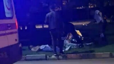 Bursa’nın İnegöl ilçesinde parkta yüzüne lazer tuttukları iki genci bıçakla